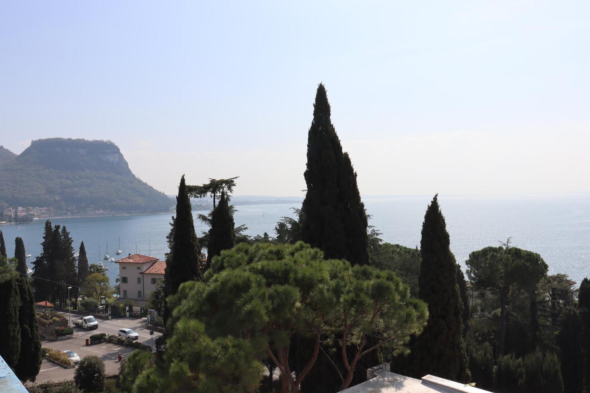 Monika Holiday 315 Magic Lake Garda  Luaran gambar