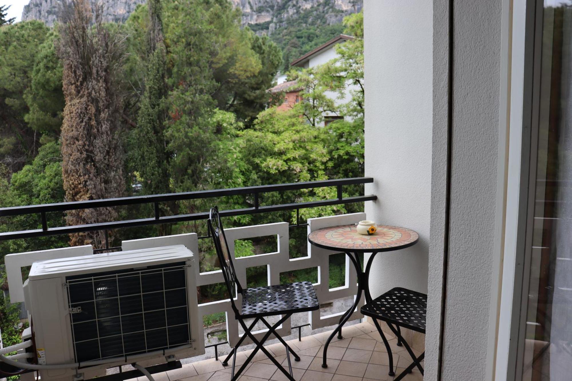 Monika Holiday 315 Magic Lake Garda  Luaran gambar