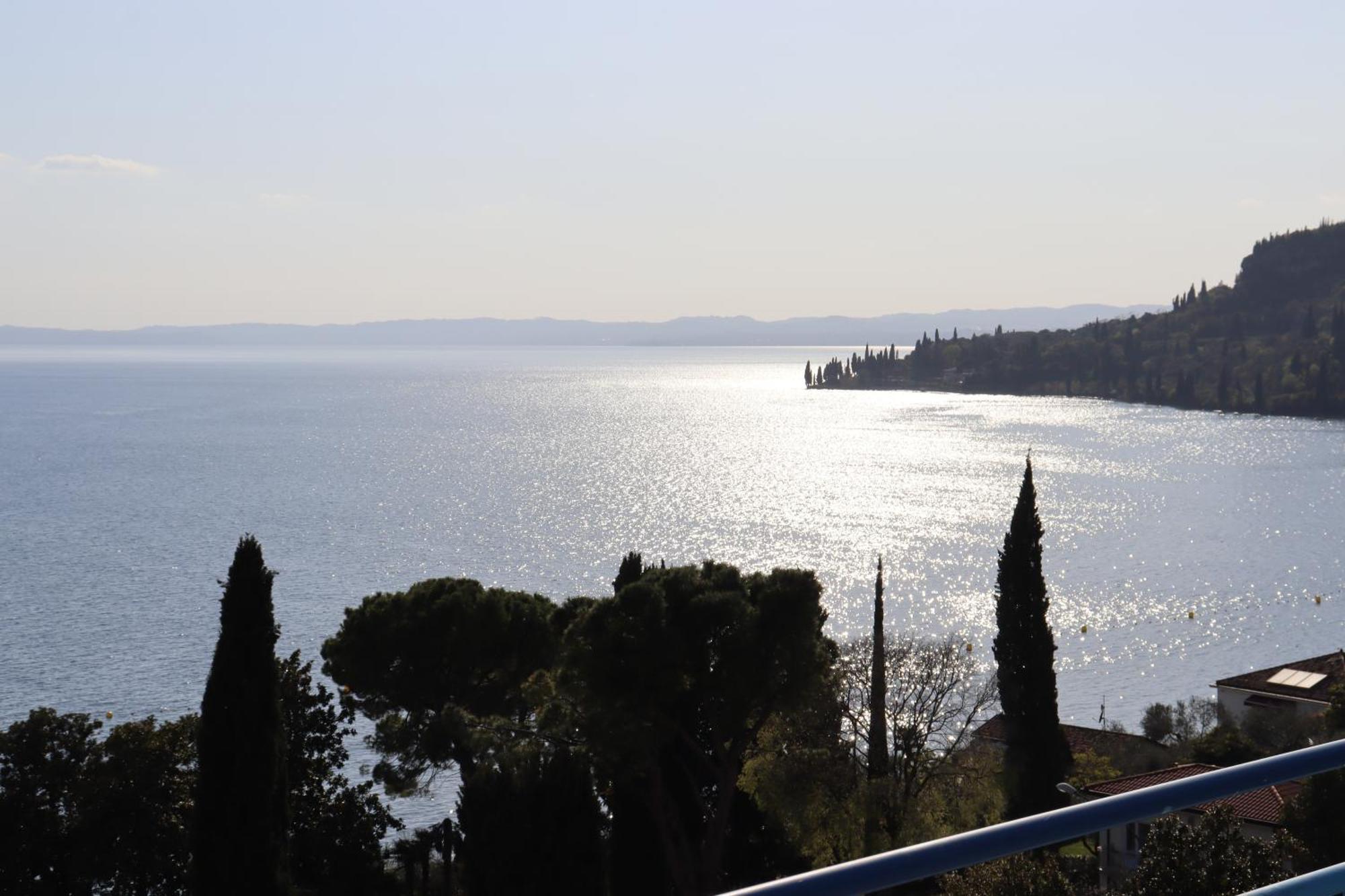 Monika Holiday 315 Magic Lake Garda  Luaran gambar
