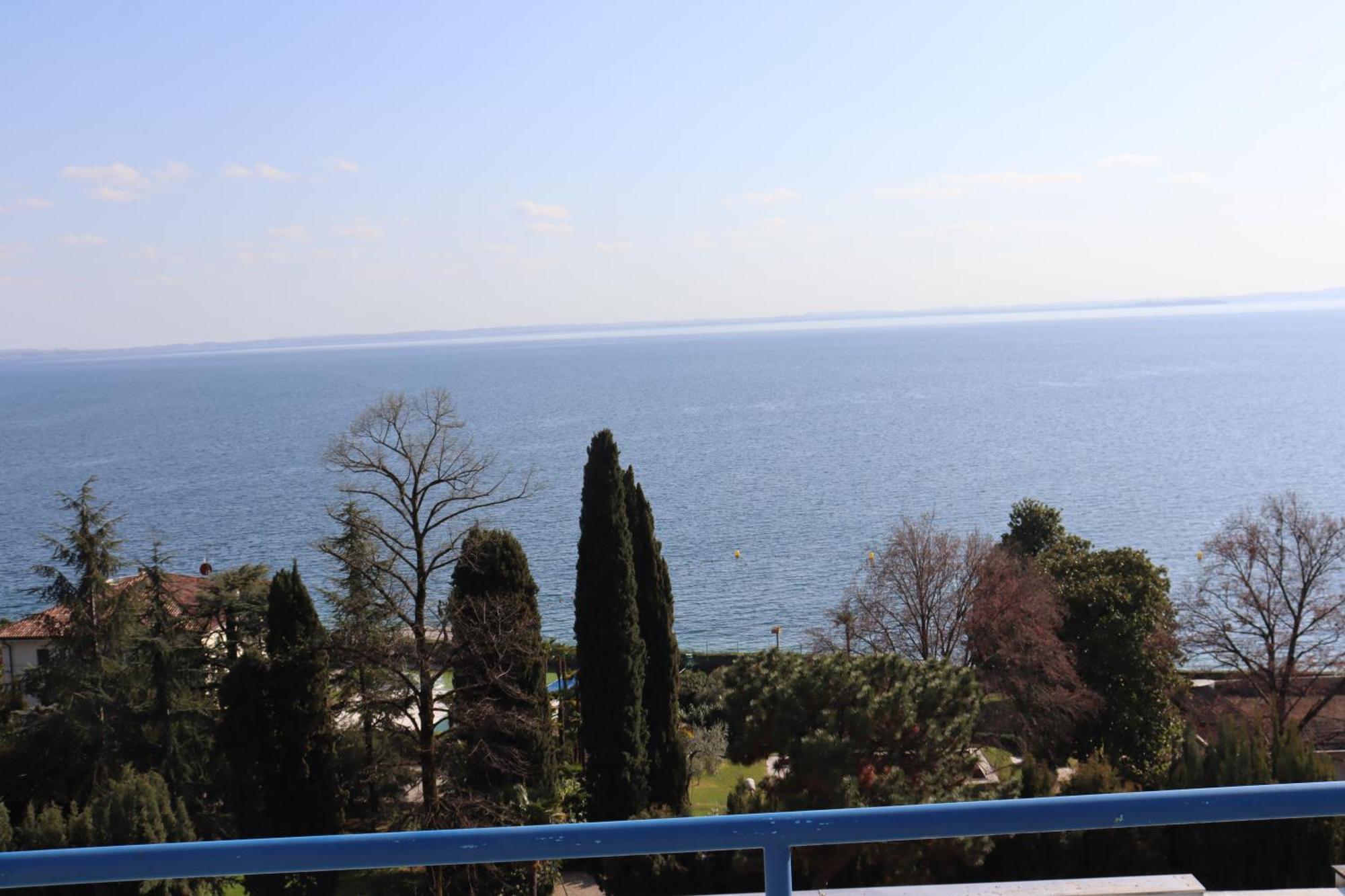 Monika Holiday 315 Magic Lake Garda  Luaran gambar
